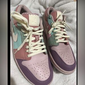 Air Jordan 1 SE Low Easter Pastel